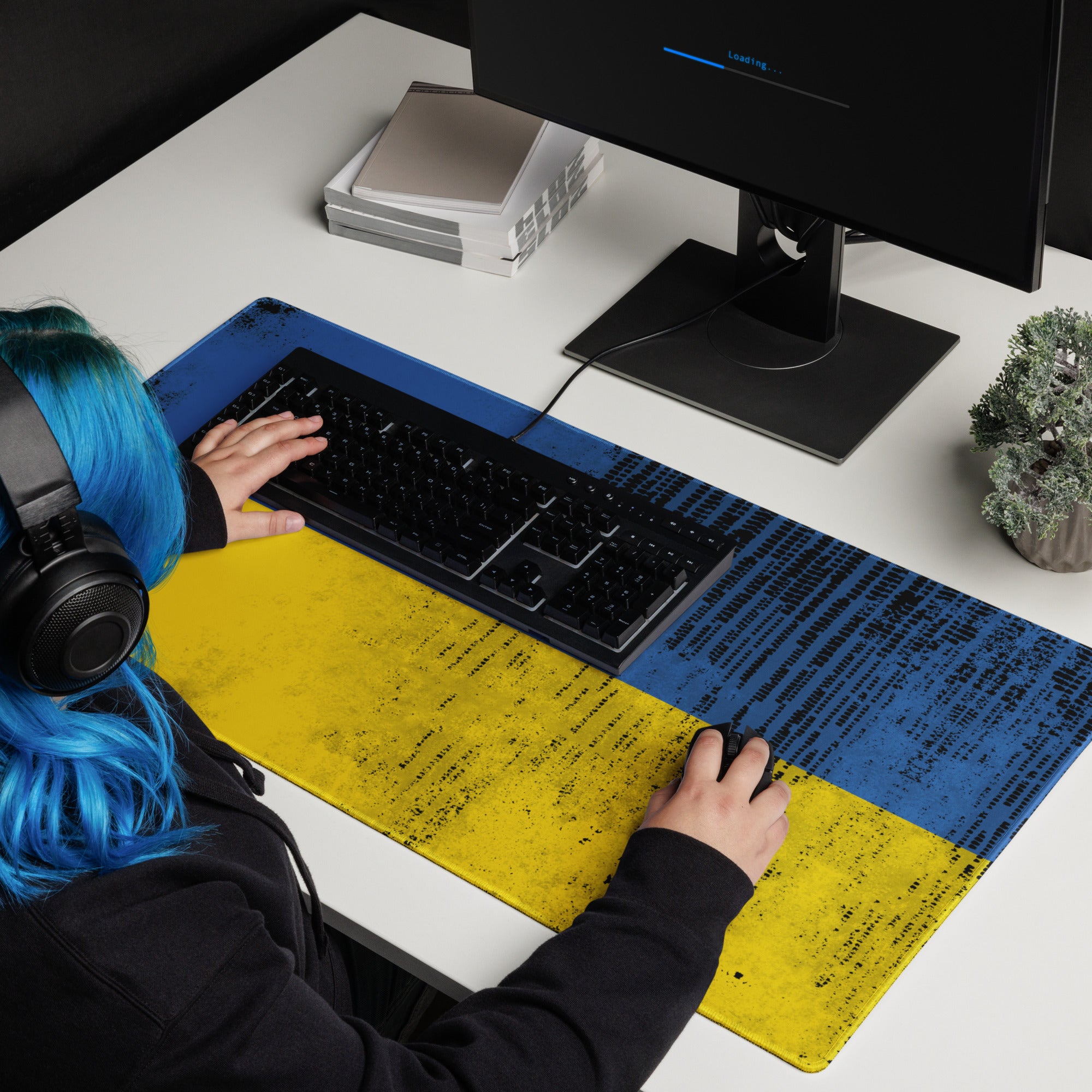 Gaming mouse pad-Ukraine Flag with grunge effect